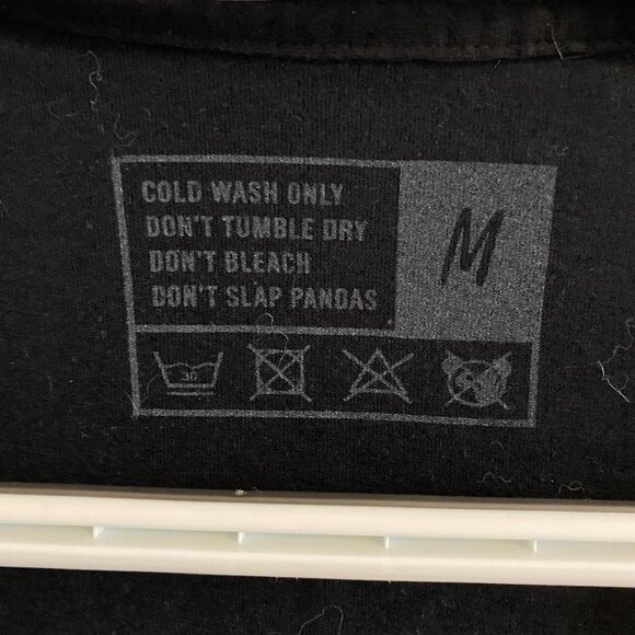 REDBUBBLE Undertale Video Game Short Sleeve T Shirt Black with Characters Size M - Picture 4 of 7